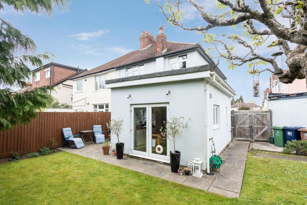 Orchard - 3 Bedroom House Headington & Parking & Garden أكسفورد المظهر الخارجي الصورة